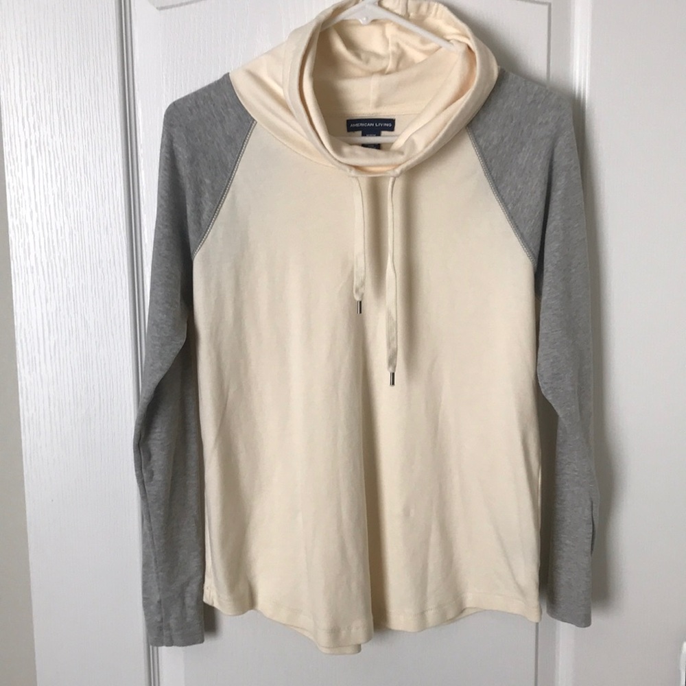 Cream & grey top